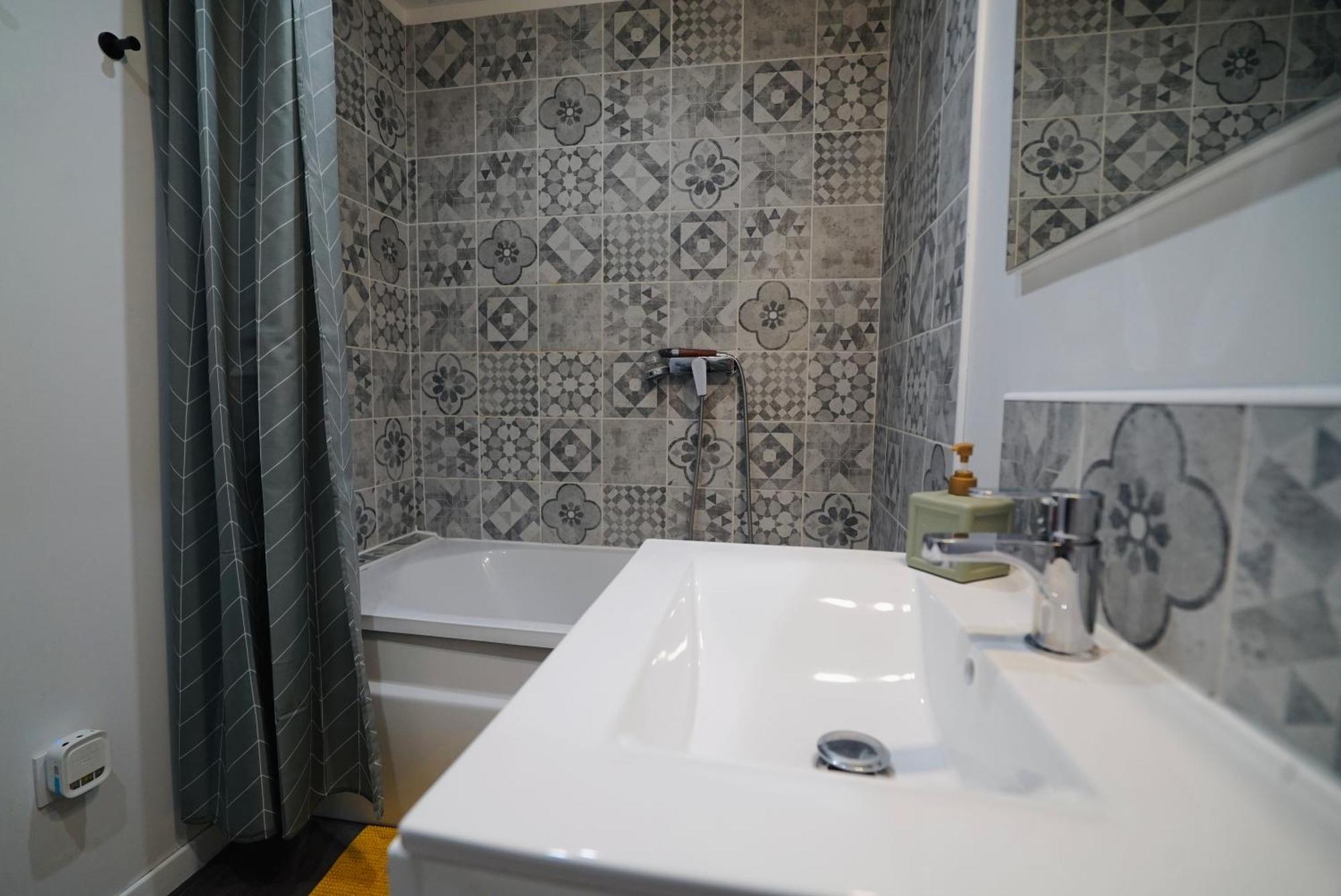 Studio Independant A 20Min Des Plages Castelnau-de-Guers Екстериор снимка
